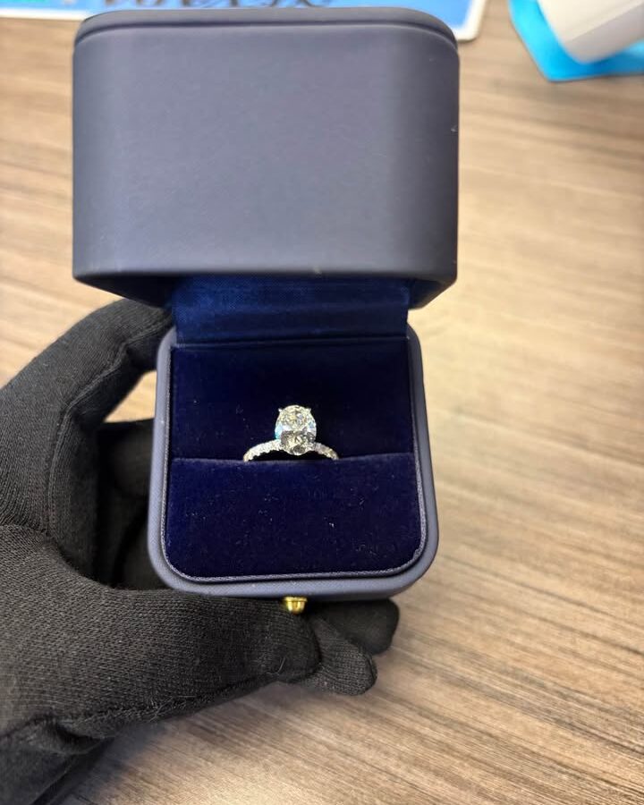3.02 CT Oval Lab Diamond Engagement Ring – Size 7 (IGI Certified)