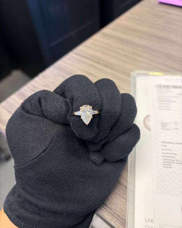 3.01 Carat Pear Brilliant Cut Lab Diamond Ring F VS1