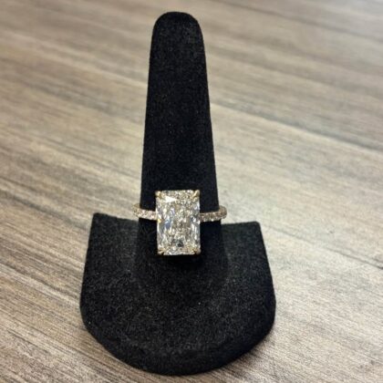 5.01 CT Radiant Cut Lab Diamond Engagement Ring – IGI Certified F/VVS2 – 14K Yellow Gold (Size 7)